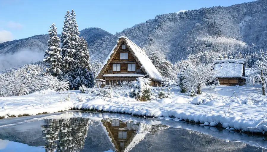 Shirakawa-go in Winter: Snow Season and Illumination Guide